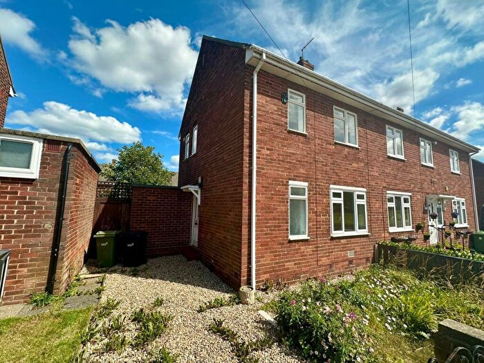 2 Bedroom Semi-Detached House To Rent In Tadcaster Road, Sunderland, SR3