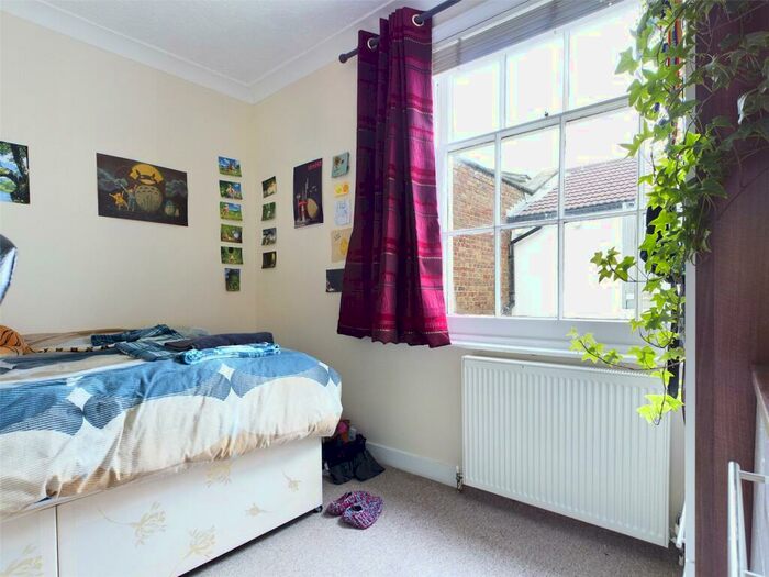 2 Bedroom Apartment To Rent In St Georges Road, Kemptown, Brighton, BN2