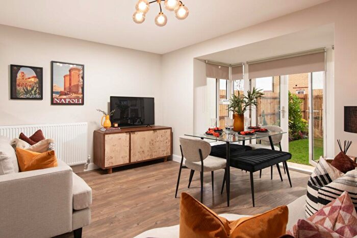 3 Bedroom Semi Detached House For Sale In Rempstone Road, East Leake, LE12