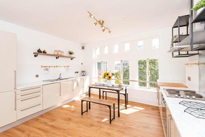 2 Bedroom Flat For Sale In Pinstone Chambers, Pinstone Street, S1