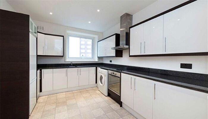 5 Bedroom Apartment To Rent In Strathmore Court, Park Road, St Johns Wood, London, NW8