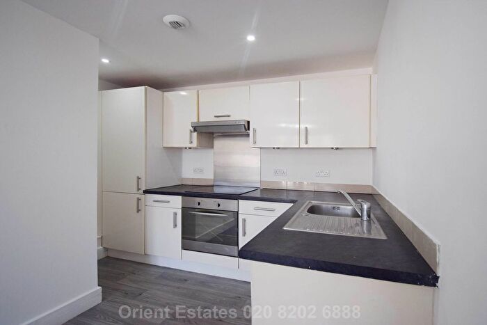2 Bedroom Flat For Sale In Greyhound Hill, Hendon, NW4