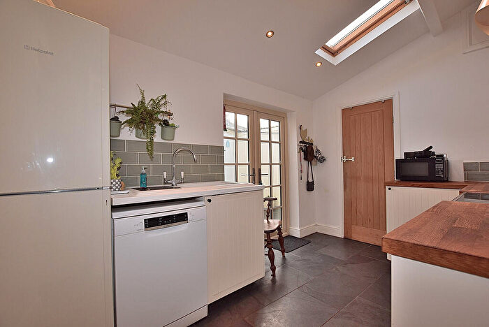 2 Bedroom Cottage For Sale In Aldbrough St. John, DL11