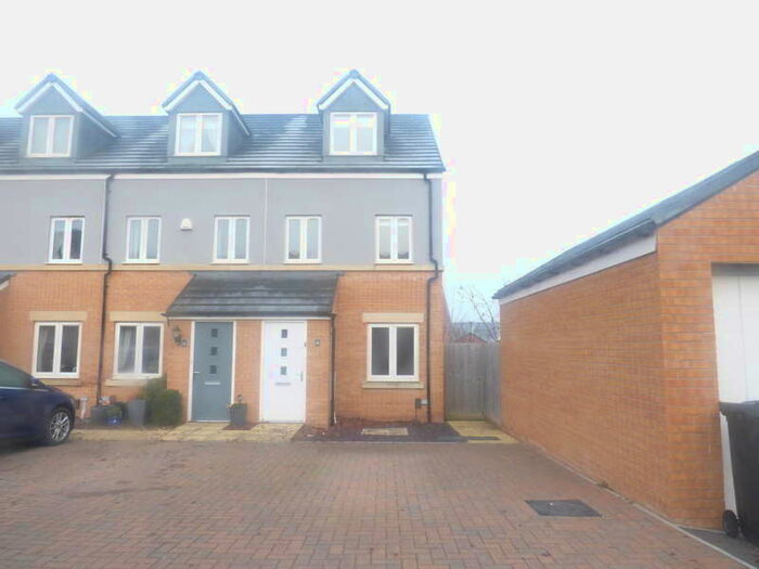 3 Bedroom End Of Terrace House To Rent In Long Culvering, Cranbrook, EX5