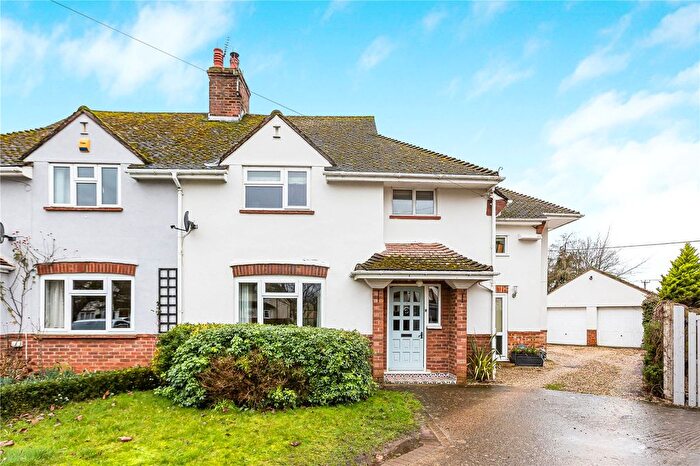 4 Bedroom Semi-Detached House For Sale In St Johns Close, Fyfield, OX13