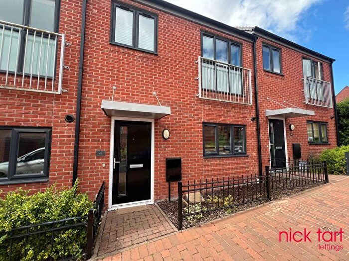 2 Bedroom Terraced House To Rent In The Stocking, Lightmoor, Telford, TF4