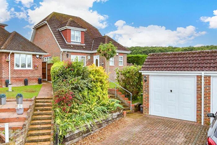 2 Bedroom Detached House For Sale In Downs View Road, Maidstone, Kent, ME14