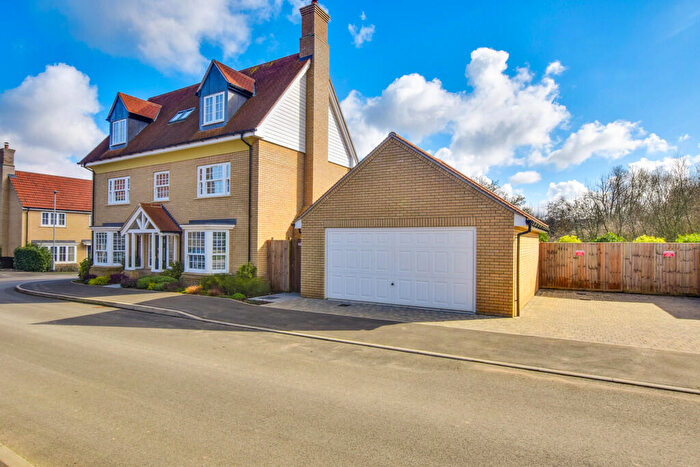 6 Bedroom Detached House For Sale In Bowyers Road, Woodlands Meadow, CM6