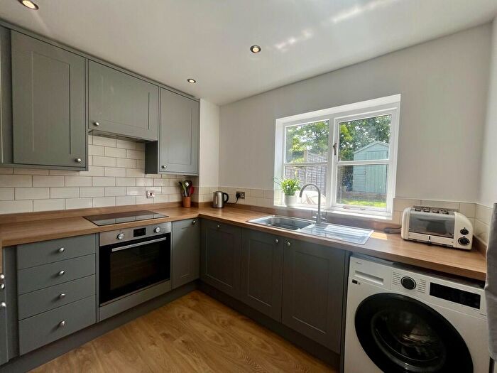 3 Bedroom Terraced House For Sale In Barn Close, Kintbury, RG17