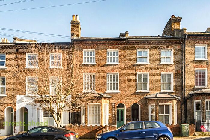 4 Bedroom Terraced House For Sale In Rommany Road, London, SE27