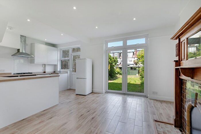 4 Bedroom Detached House To Rent In Meadow Close, Raynes Park, London, SW20