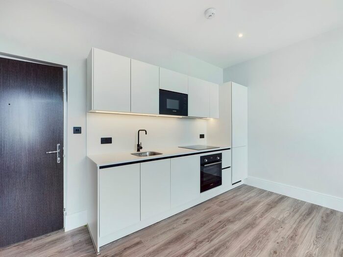 1 Bedroom Flat To Rent In Field End Road, Ruislip, HA4