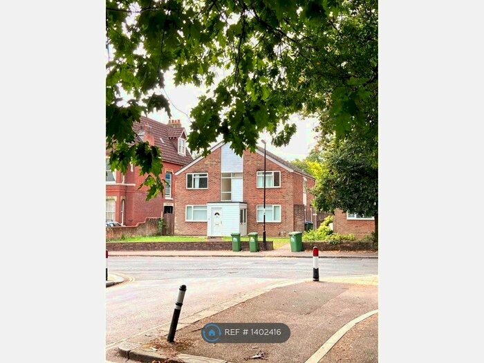 2 Bedroom Flat To Rent In Brookvale Road, Southampton, SO17