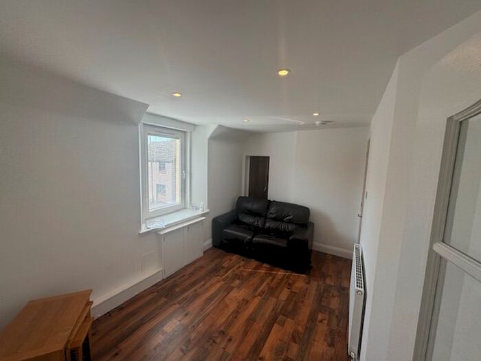 1 Bedroom Flat To Rent In Market Street, Brechin, DD9