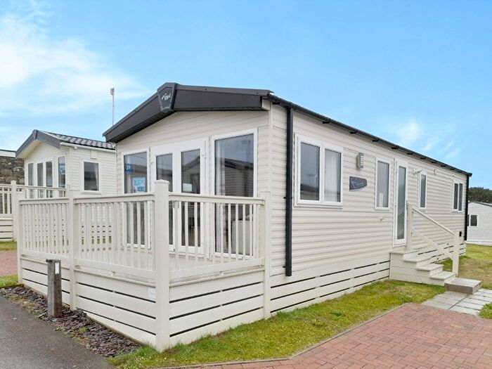 3 Bedroom Park Home For Sale In Sennen, Penzance, TR19