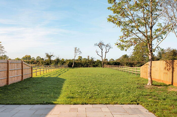 5 Bedroom Detached House For Sale In Chandlers Court, Long Marston, Tring, Hertfordshire, HP23