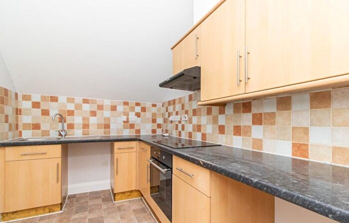 2 Bedroom Flat To Rent In Surrey Road, Cliftonville, Margate, Kent, CT9