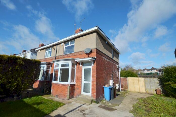 2 Bedroom Semi-Detached House To Rent In Hollinsend Road, Basegreen, Sheffield, S12