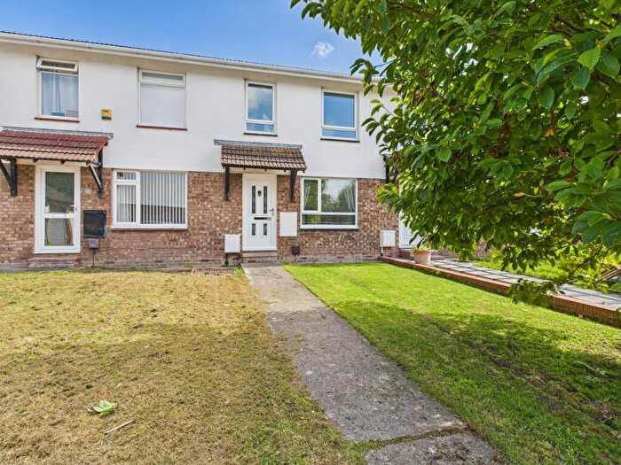 3 Bedroom Terraced House For Sale In Canterbury Close, Weston-Super-Mare, BS22