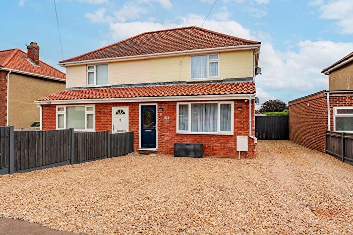 3 Bedroom Semi-Detached House For Sale In Cozens-Hardy Road, Sprowston, NR7