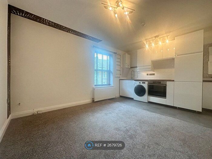 1 Bedroom Flat To Rent In Chaplin Road, Bristol, BS5