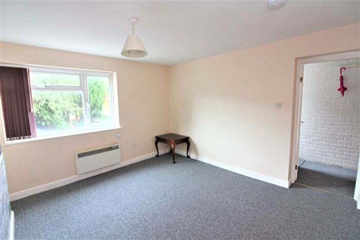 1 Bedroom Flat To Rent In South Street, Banbury, OX16