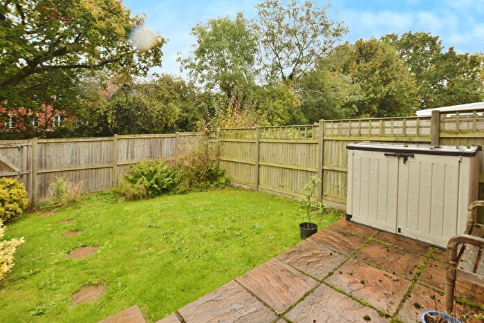 2 Bedroom End Of Terrace House For Sale In Bushy Royds, Ashford, Kent, TN24