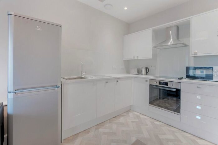 2 Bedroom Flat To Rent In Leith Walk, Leith, Edinburgh, EH6