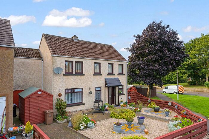 4 Bedroom Link Detached House For Sale In Grierson Crescent, Cambusbarron, FK7