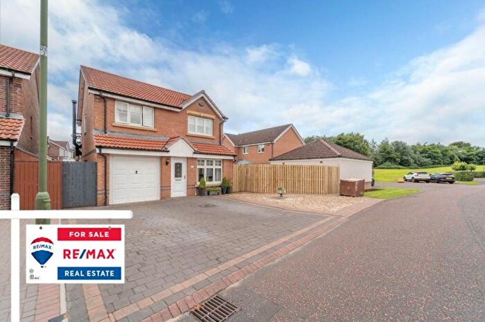 4 Bedroom Detached House For Sale In Hunter Grove, Bathgate, EH48