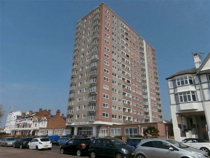 2 Bedroom Flat To Rent In Tower Court, Westcliff Parade, SS0