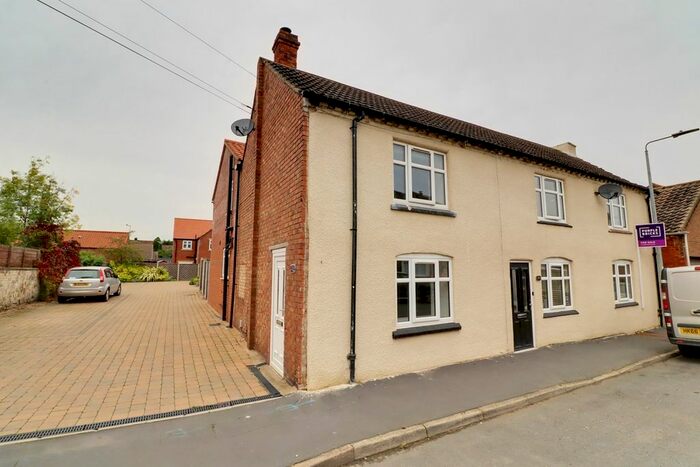 2 Bedroom End Of Terrace House For Sale In High Burgage, Winteringham, DN15