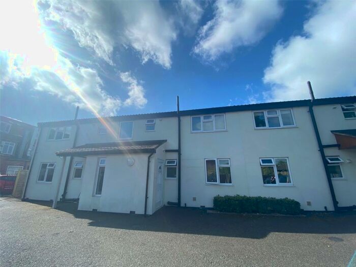 1 Bedroom Apartment To Rent In Brighton Road, Redhill, Surrey, RH1