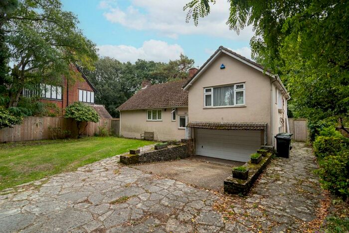 3 Bedroom Bungalow To Rent In Gervis Road, Bournemouth, Dorset, BH1