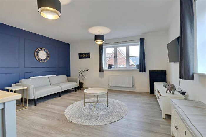 2 Bedroom Flat For Sale In Coddington Grove, PO8