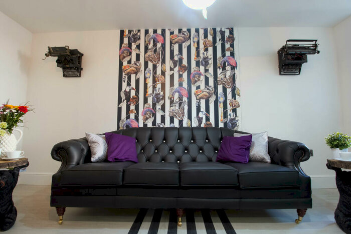 6 Bedroom House To Rent In Halsbury Road, L6