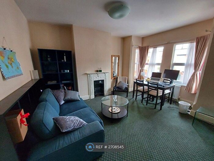 1 Bedroom Flat To Rent In Rectory Road, Caversham, Reading, RG4