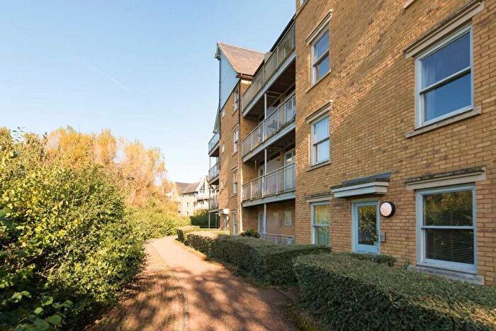 2 Bedroom Flat To Rent In Bingley Court, Canterbury, CT1
