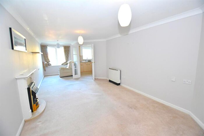 1 Bedroom Retirement Property To Rent In Ashingdon Road, Rochford, SS4