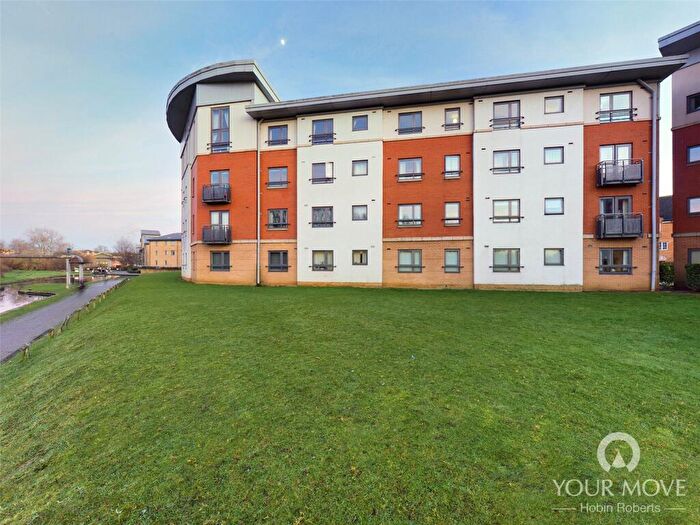 2 Bedroom Flat To Rent In West Cotton Close, Southbridge, Northampton, NN4
