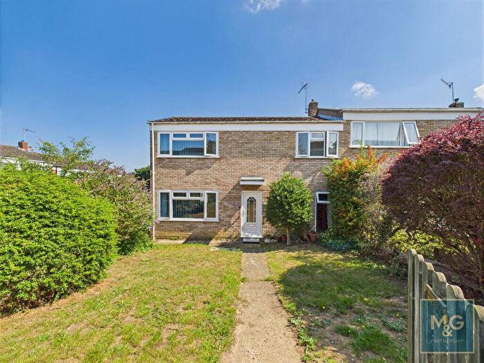 3 Bedroom Semi-Detached House For Sale In Netley Road, Bury St. Edmunds, IP33