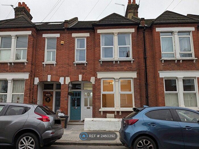 2 Bedroom Maisonette To Rent In Glasford Street, London, SW17