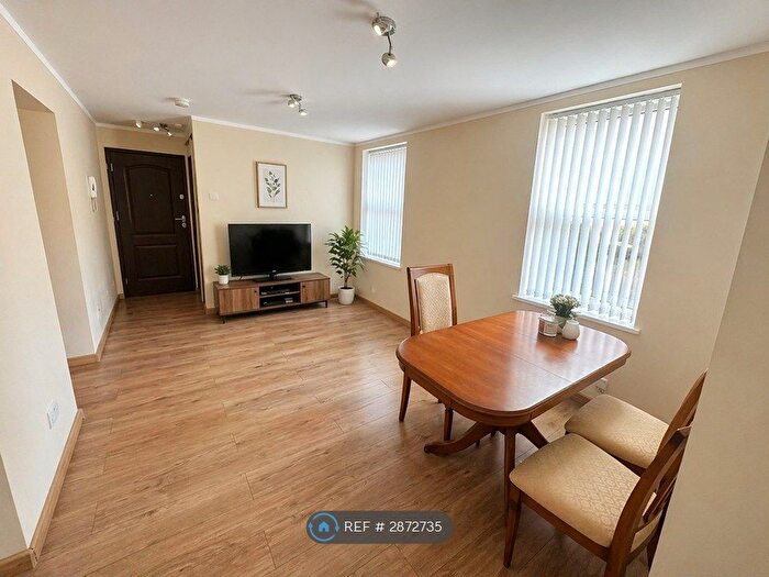 2 Bedroom Flat To Rent In Crystal Road, Blackpool, FY1