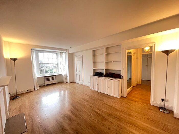 1 Bedroom Flat To Rent In Kensington Park Road, Notting Hill Gate, London, W11
