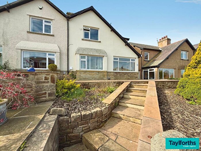3 Bedroom Semi Detached House For Sale In Stoney Bank Road, Earby, BB18