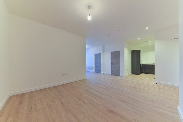 2 Bedroom Apartment To Rent In Bayard Plaza, Peterborough, PE1