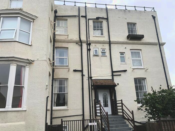 1 Bedroom Flat To Rent In Crow Hill, Broadstairs, CT10