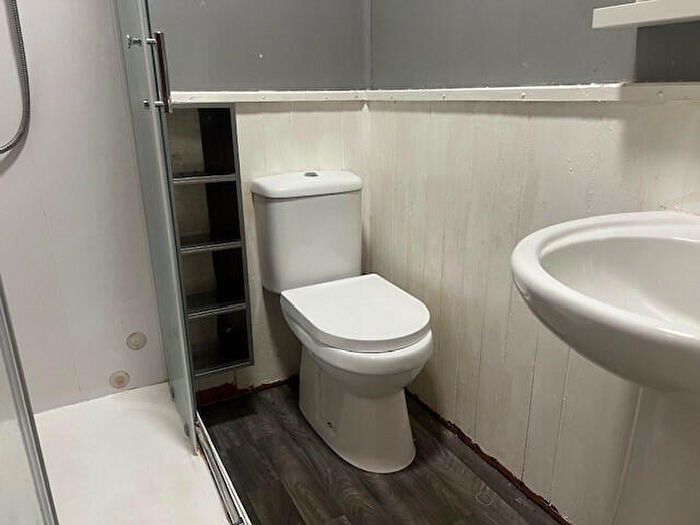 1 Bedroom Flat For Sale In High Street, Johnstone, PA5