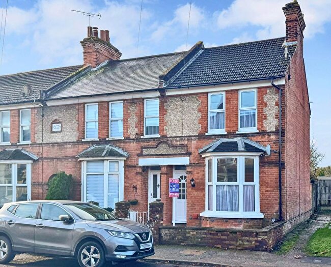 3 Bedroom End Terrace House For Sale In Christchurch Road, Ashford, TN23