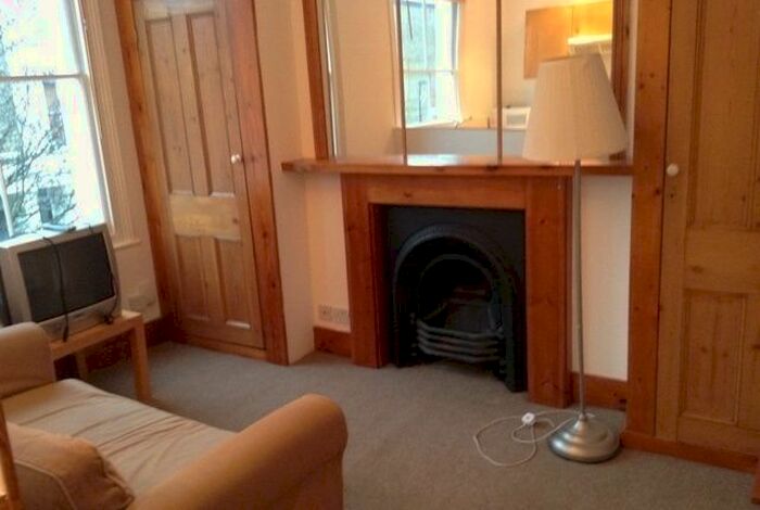 1 Bedroom Flat To Rent In Stanley Terrace, Archway, N19